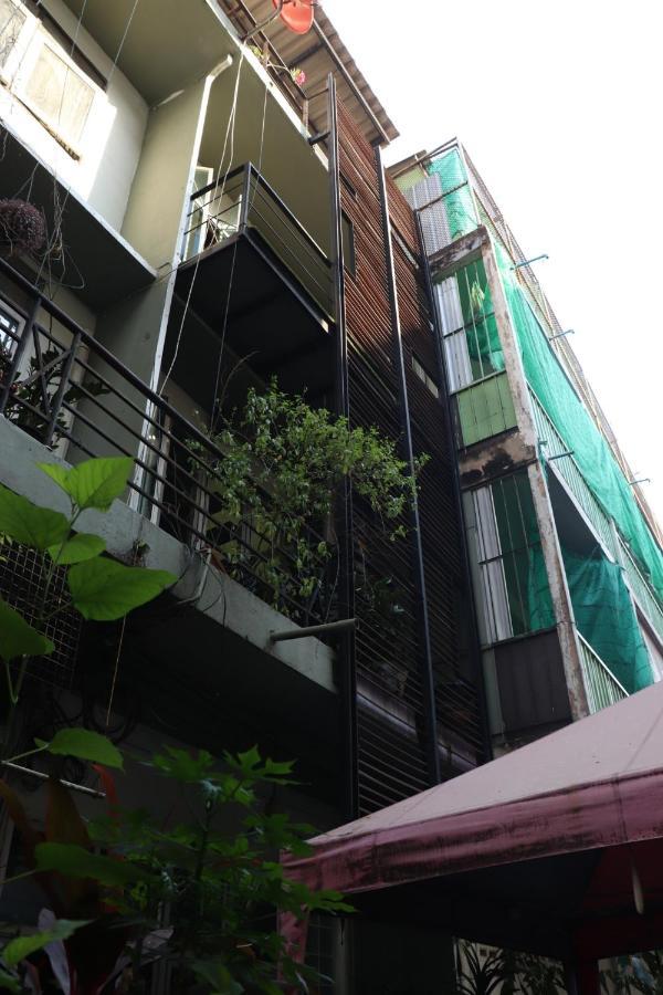 Nbh.@ Prannok Apartment Банкок Екстериор снимка