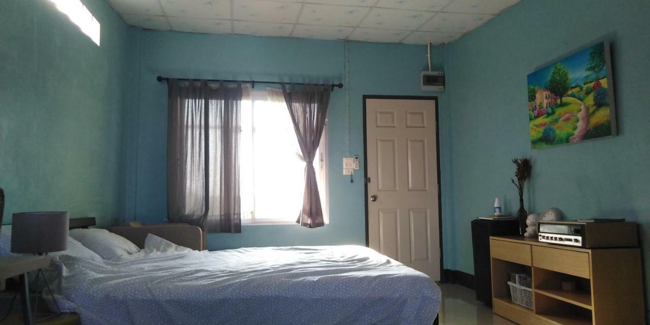 Nbh.@ Prannok Apartment Банкок Екстериор снимка